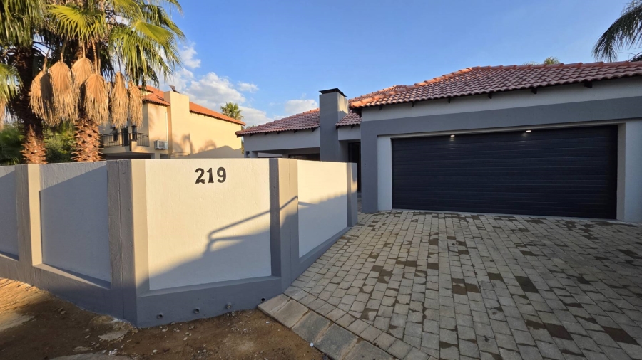 4 Bedroom Property for Sale in Melodie North West